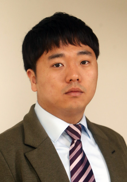 그림입니다.
원본 그림의 이름: 고성호.jpg
원본 그림의 크기: 가로 1728pixel, 세로 2688pixel
사진 찍은 날짜: 2014년 04월 02일 오후 9:22